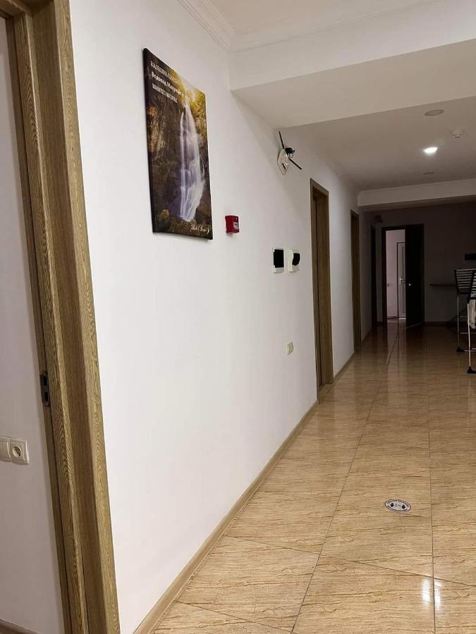 Femi Ji Hotel Batumi Luaran gambar