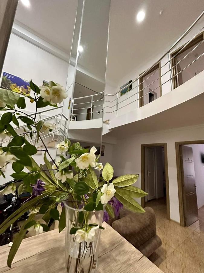 Femi Ji Hotel Batumi Luaran gambar